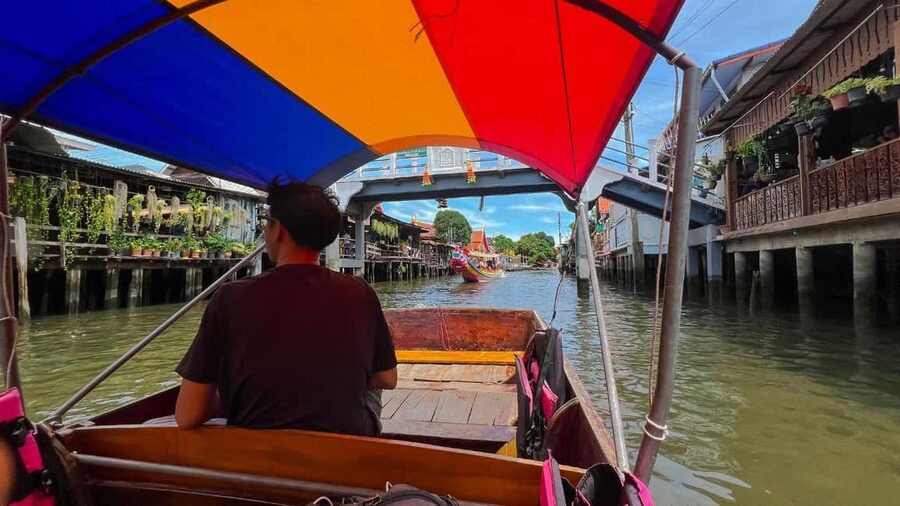 1 Hr Private Bangkok Canal Boat Tour: Traditional Flat Boat - More Photo Passes: Bangkok Yai, Bang Chueak Nang, and Side Canals
