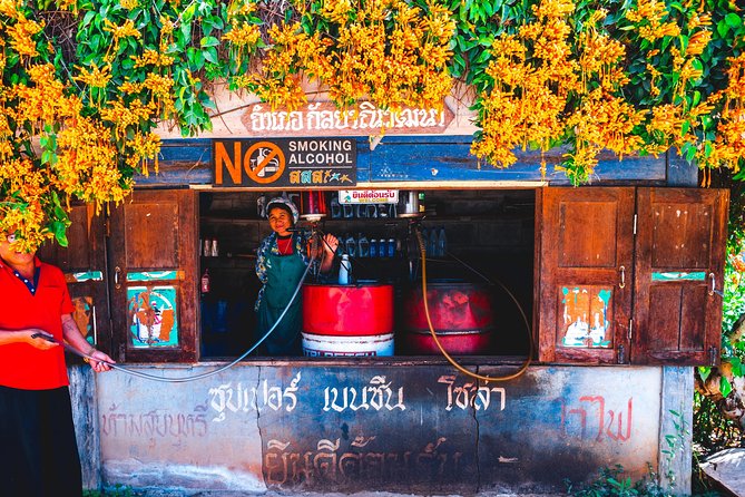 11 Day Tuk Tuk Adventure in Northern Thailand - Day 5: west to Mae Sariang, then pool time by the river