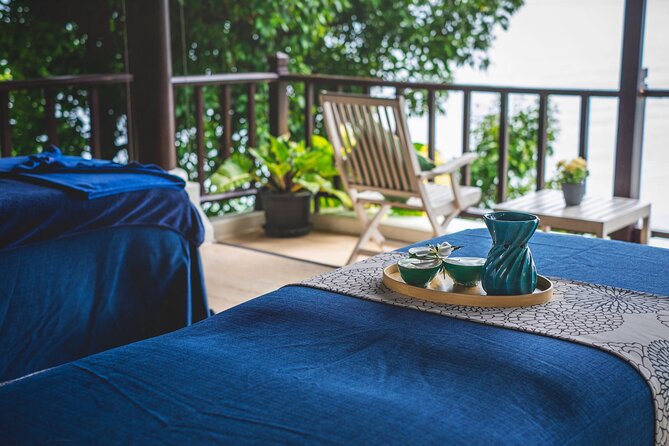 120 Minutes Signature Muay Thai Massage - Your private session at Amari Phuket, what changes when it is just your group