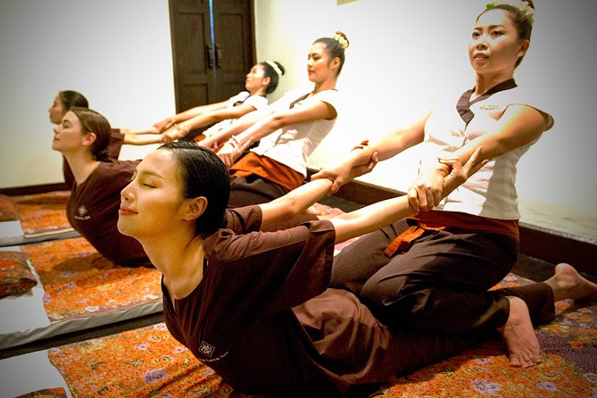 2 hour Siam Massage with Thai and Foot Massage at Fah Lanna Spa - Key Highlights at Fah Lanna Spa (Thai + Foot Massage)