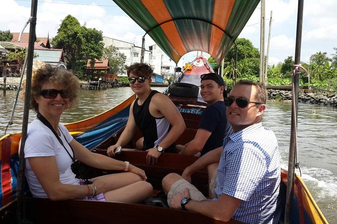 2-hour SUNSET Canal Tour + FOODS Tasting with Tour Guide - Bangkok Noi canal life: traditional houses and old-temple atmosphere