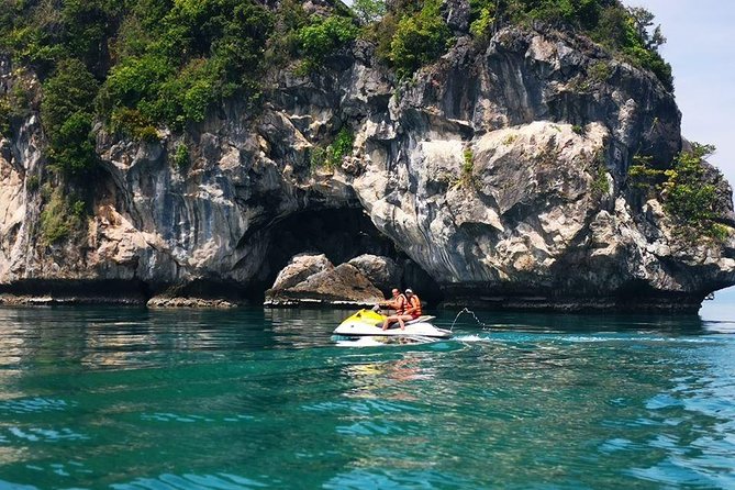 3-Hour Jet Ski Safari from Koh Samui to Pig Island or Koh Phangan - Price and value: where the $240ish feels fair
