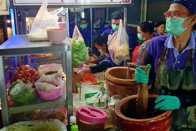 4-Hour Hidden Bangkok TukTuk Street Food Guided Tour - Thonburi Market: Isaan comfort food plus a famous dessert