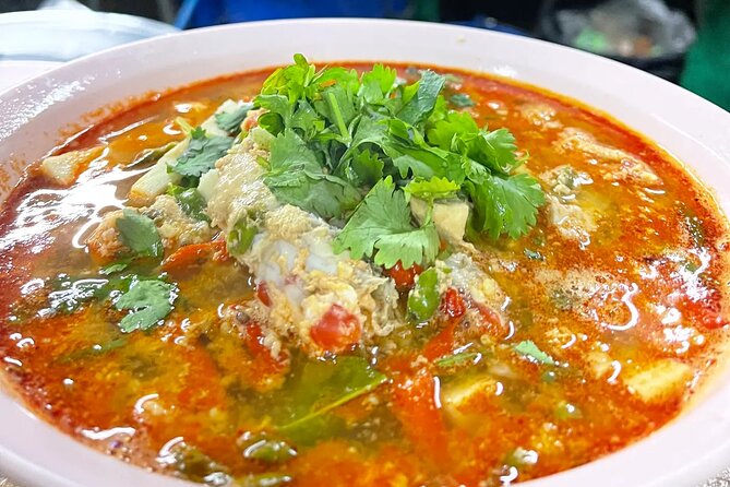 4-Hour Hidden Bangkok TukTuk Street Food Guided Tour - Wat Nak Klang and the canalside night-food setup