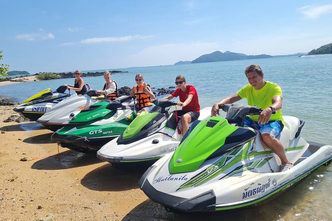 4 Hours Jet Ski Experience Hopping To 9 Islands in Phuket - Speed, waves, and how physical the ride really is