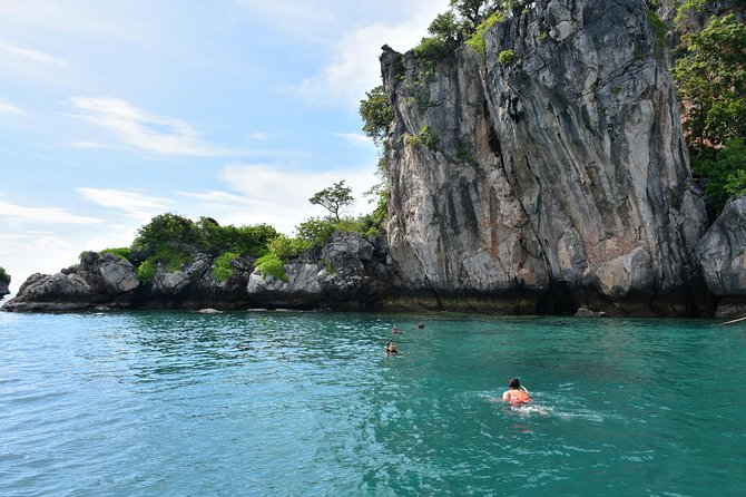 4 Island Speed Boat Adventure from Krabi - Railay Beach: A Short Stop That Still Matters