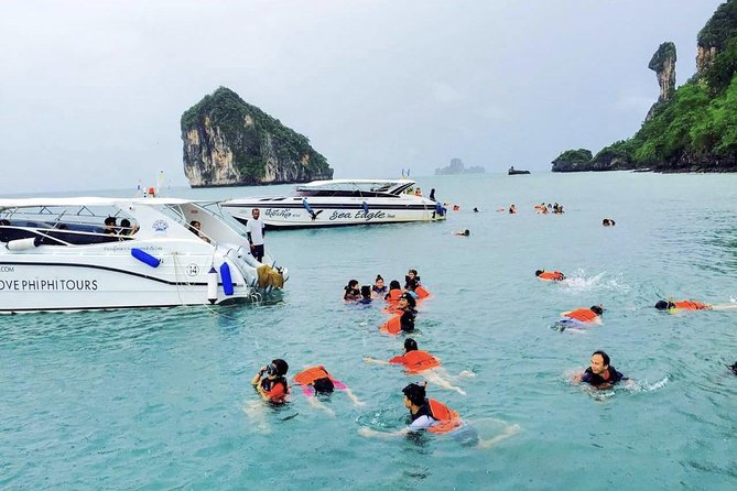 4 Island Tour by Traditional Big Longtail Boat from Krabi - Tup Island and Chicken Island sandbank: the tide-driven wow moment
