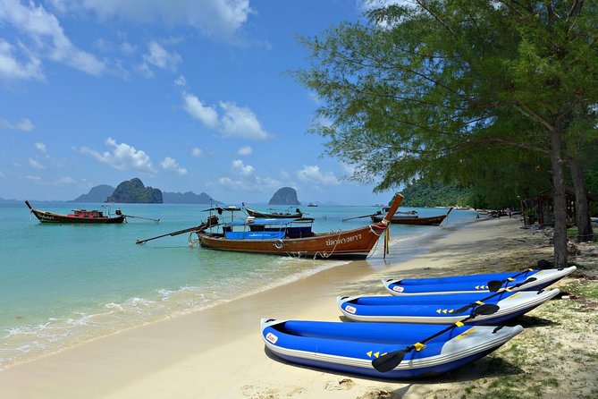 4 Island Tour to Emerald Cave by Longtail Boat from Koh Lanta - Koh Ngai beach lunch: Thai buffet on the sand