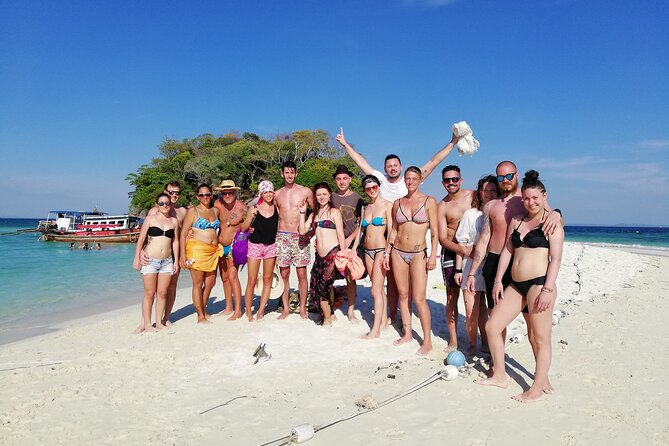4 Islands Sunset Private Tour - Lunch on the Beach, Water, Soft Drinks, and Fresh Fruit