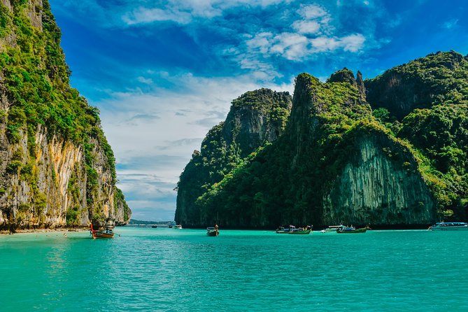 4 PEARLS OF ANDAMAN SEA (PHIPHI, KRABI, JAMES BOND, RANG YAI) - 2 Days 1 Night - Ko Phi Phi Le Snorkeling Near Tonsai Bay and Don’t Miss This Water