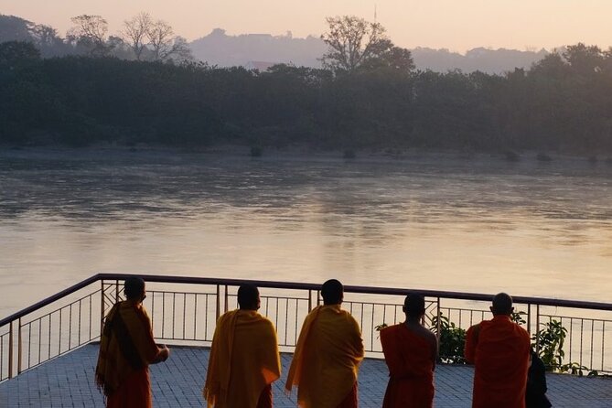 6 Days Golden Triangle Loop from Chiang Mai - Your BMW ride, protective gear, and the safety net that keeps it fun