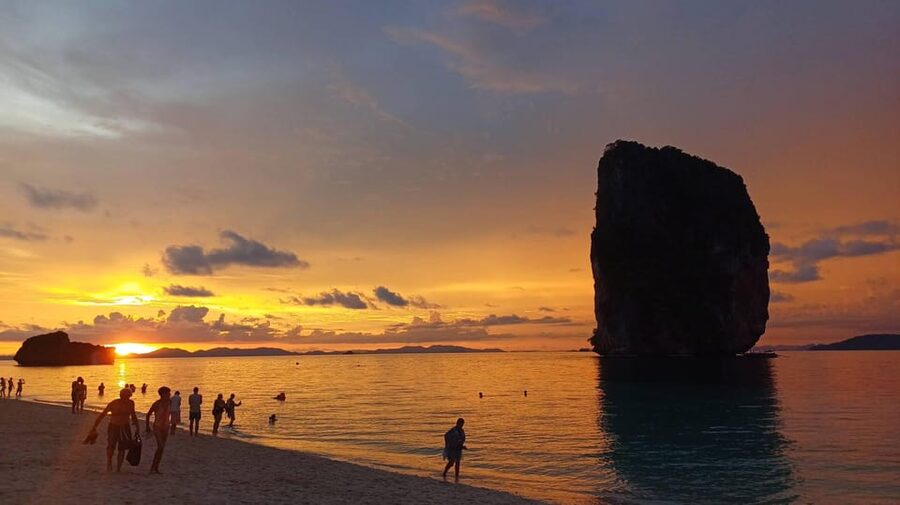 7 Islands sunset tour plus bioluminescent plankton + BBQ - Bioluminescent plankton: how to maximize your odds