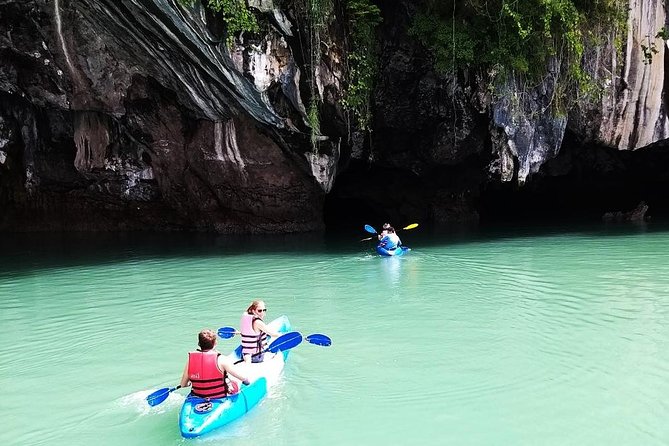 A full day exploring kayaking 3 islands (Talabeng sea cave) - Stop 1: Thung Yee Pheng Mangrove Forest kayaking (where wildlife shows up)