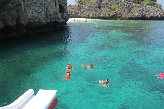 A full Day Haa & Rok islands from Koh Lanta( By Speed Boat) - The speedboat reality check: seasickness, boarding, and comfort hacks