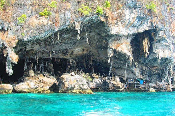 All-in Phi Phi, Maiton, MayaBay, Khai, Bamboo islands Tour - Food, drinks, and gear: what included usually means for your comfort