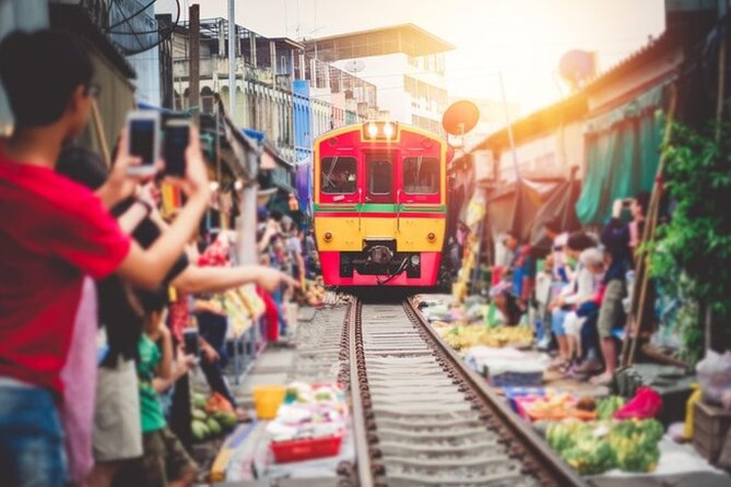 Amphawa Floating Market and Maeklong Railway Private Afternoon Tour from Hua Hin - Should You Book? My Practical Decision Guide