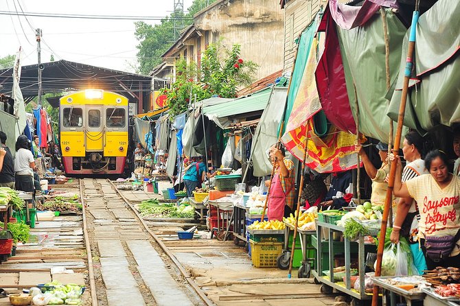 Amphawa Floating Market Tour with Maeklong Railway Market (SHA Plus) - Sun Leisure World: the short break that fits the schedule