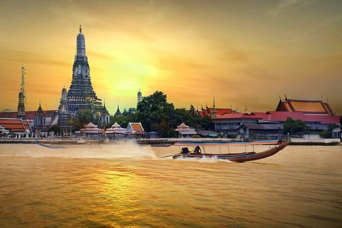 Ancient City & Temples of Ayutthaya ( UNESCO ) by River Cruise with Buffet Lunch - Wat Phra Si Sanphet: the old pagodas that anchor the complex