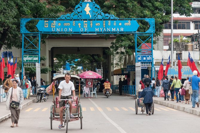 Ancient City Tour from Chiang Rai with Golden Triangle and Royal Villa - Mae Sai Border Gate Market Time and the Quiet Power of Chiang Saen