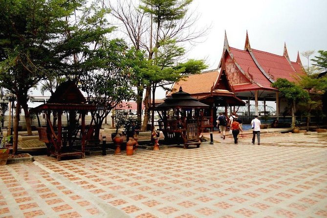 Ancient Wonders of Ayutthaya with Return Scenic River Cruise - Who should book this Ayutthaya day trip, and who might not love it?