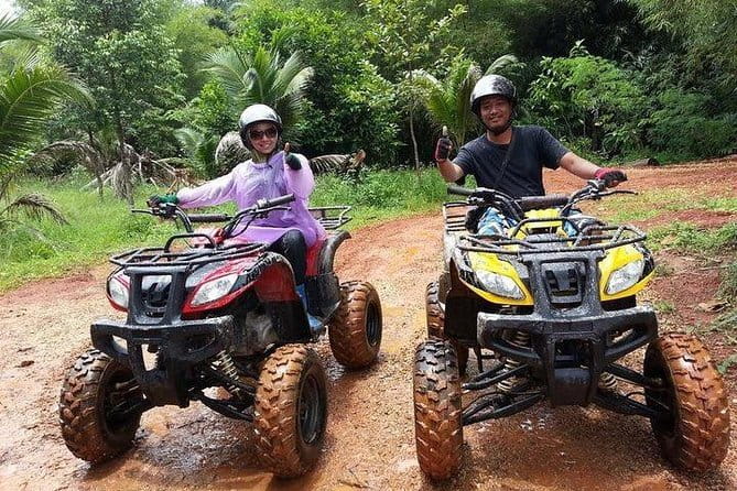 Ang Thong Marine Park Adventure with Kayaking and Lunch - The viewpoint and emerald lake moment: when the day clicks