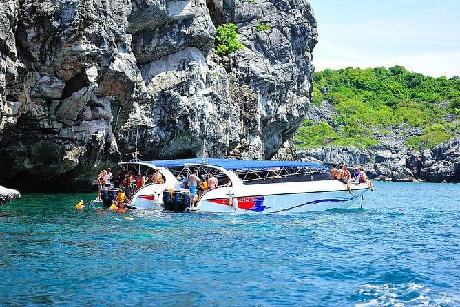 Angthong National Marine Park by Highsea Tour (Official) - Crew, boat, and group feel: friendly guides, but expect rough edges