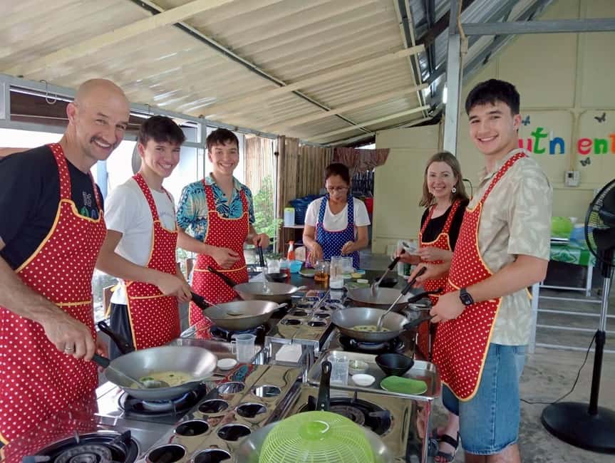 Ao Nang: Authentic Thai Local Cooking Class - Getting picked up and reaching the cooking school from Ao Nang