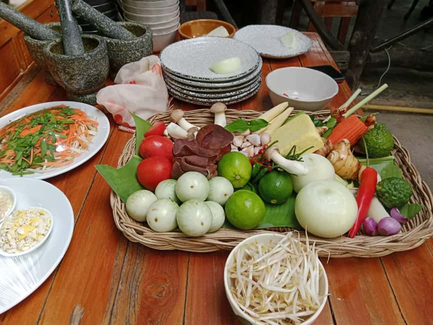 Ao Nang: Authentic Thai Local Cooking Class - The kitchen part: making curry paste step by step