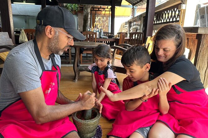 Authentic Thai Cooking Class and Farm Visit in Chiang Mai - Lunch Time In A Bamboo Hut: Eating With Pride, Not Hunger