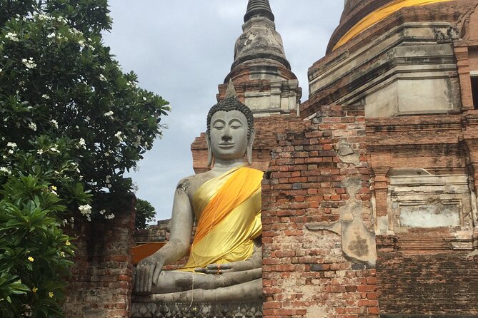 Ayuthaya Must Visit Temples Tour from Bangkok by MyProGuide - Meeting point at Future Cafe, night market finish at JODD FAIRS Rama 9