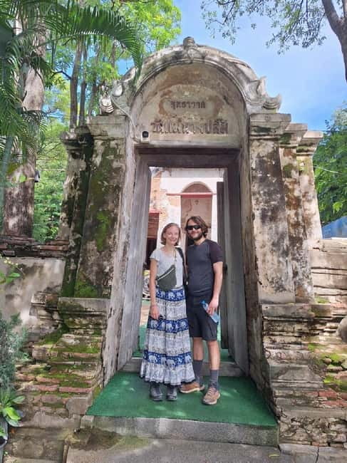 Ayutthaya: Colorful Slow Life Bicycle Tour with local guide. - Optional Wat Ratchaburana Stops When Weather Allows