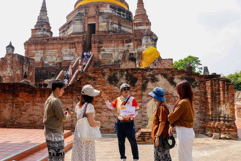 Ayutthaya One Day: Famous Temples & Bang Pa-In Palace Tour - Wat Chaiwatthanaram, Khmer-style prang with the detail you can spot