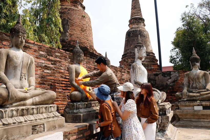 Ayutthaya One Day: Famous Temples & Bang Pa-In Palace Tour - How the day stays organized, and where it can feel tight
