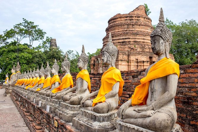 Ayutthaya Sunset Tour: Iconic Temples & Scenic River Boat Ride - Wat Yai Chaya Mongkol: chedi drama and a calm start