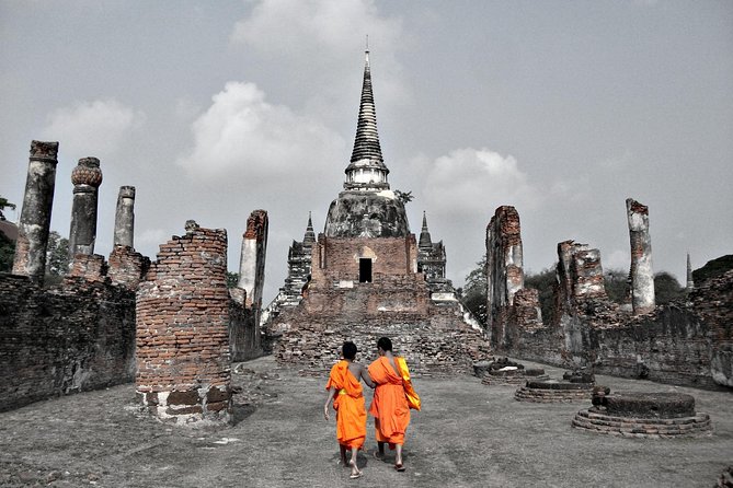 Ayutthaya Sunset Tour: Iconic Temples & Scenic River Boat Ride - Chao Phraya sunset boat ride: views you want, timing you need
