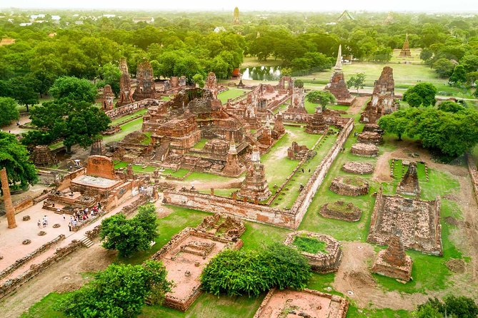 Ayutthaya Temples and River Cruise from Bangkok - Wihan Phra Mongkhon Bophit: a 12.45-meter bronze Buddha