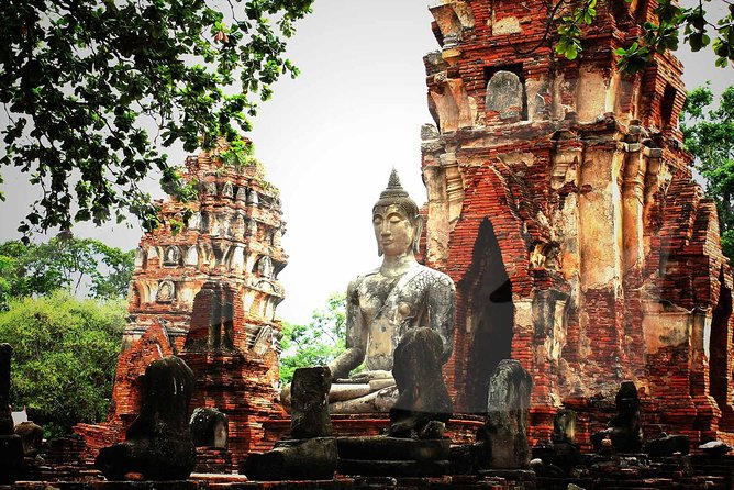 Ayutthaya Temples and River Cruise from Bangkok - The reclining Buddha at Wat Lokayasutharam, and a small navigation reality