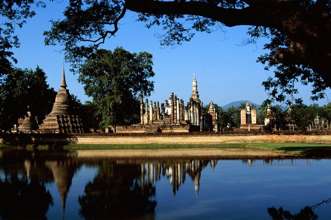 Ayutthaya UNESCO Temples Group Tour with Lunch - Getting there from Bangkok: pickup timing and meeting points
