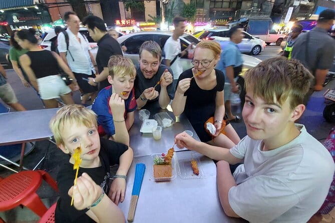 Backstreet Bangkok Exploring the Cradle of Thai Cooking - Yaowarat Area Connections: Street Life You Can Spot Quickly