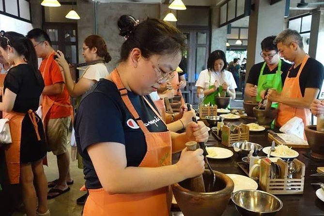 Baipai Thai Cooking School Class in Bangkok - The garden-and-garden-herbs advantage