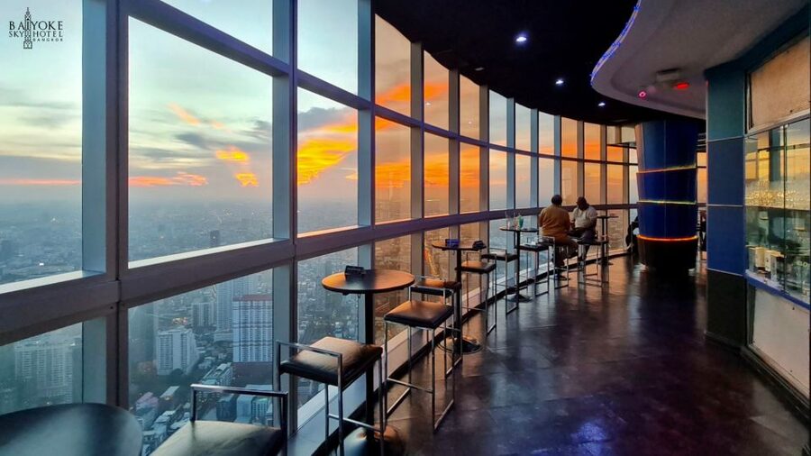 Baiyoke 82nd Floor Crystal Grill Buffet & Observation Deck - Baiyoke Sky Hotel, the 82nd-Floor idea that saves time