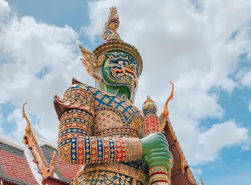 Bangkok: 2 Hours Grand Palace & Wat Pho Private Tour - Guide quality matters more than you think