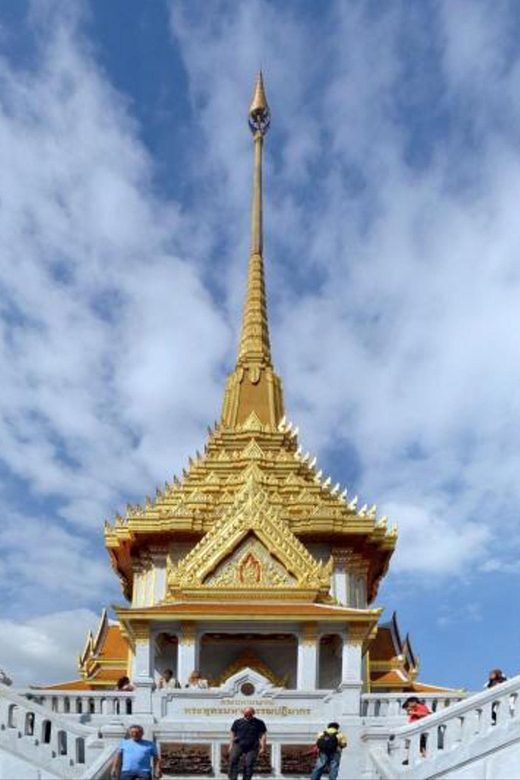 Bangkok: 2 Temple Tour (Golden Buddha + Marble Temple) - Marble Temple at Wat Benchamabophit, Thai craftsmanship with a European visual twist