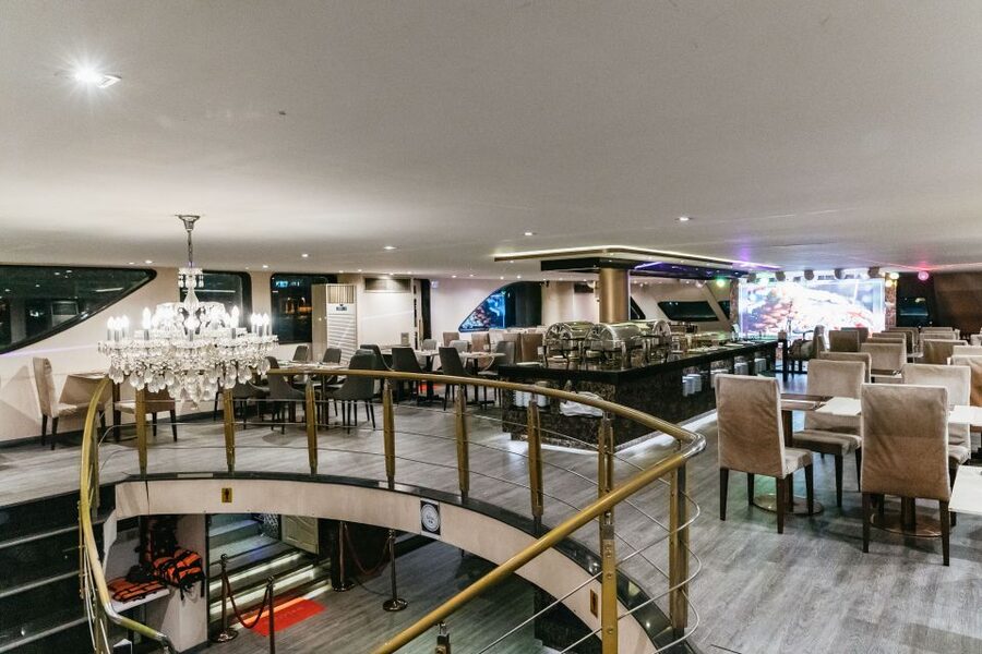 Bangkok: Alangka Luxury Buffet Dinner Cruise With Live Music - How Check-in at ICONSIAM Makes or Breaks the Start