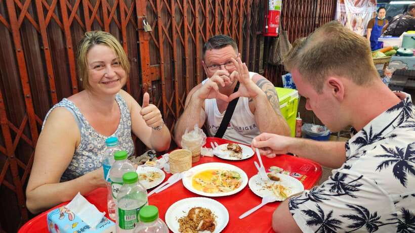 Bangkok Authentic Tasting Thai-Chinatown Walking Food Tour - Chinatown Street Food in a 3-Hour Walk: The Big Idea