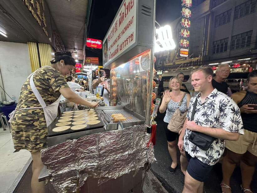 Bangkok Authentic Tasting Thai-Chinatown Walking Food Tour - What You Eat on This Thai-Chinatown Tour, Including the Pork Reality