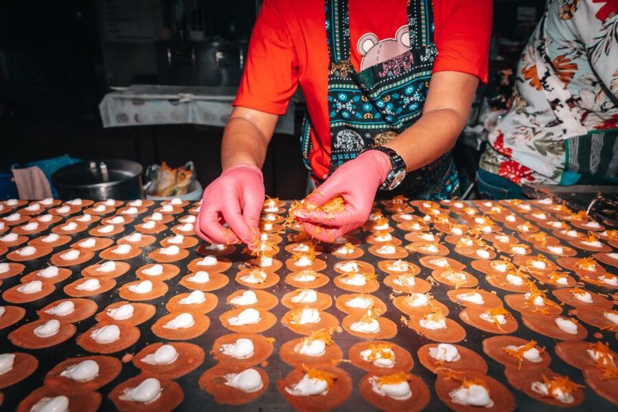 Bangkok: Backstreets Food Tour with 15+ Tastings - Price and Value of $62 for a Chinatown Food Education