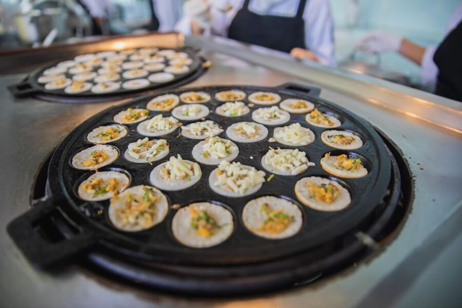 Bangkok: Baiyoke Observation Deck Ticket with Buffet Meal - Buffet time: what’s actually included and what to watch