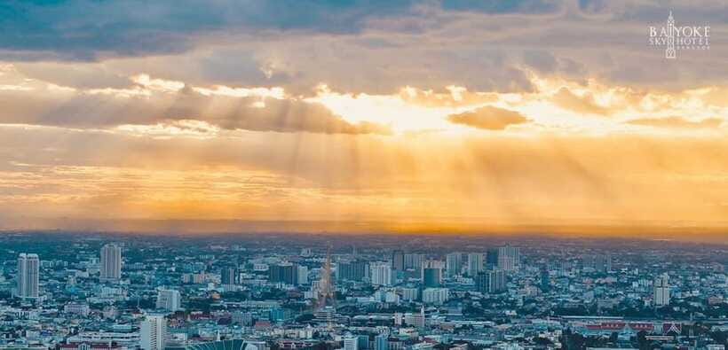 Bangkok: Baiyoke Sky Hotel Observatory Entry Ticket & Drink - Roof Top Bar on the 83rd Floor: Drink Break With a View