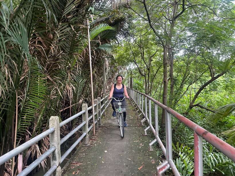 Bangkok: Bang Kachao Green Lung Bike Tour - Entering Bang Kachao, Bangkok’s green reset